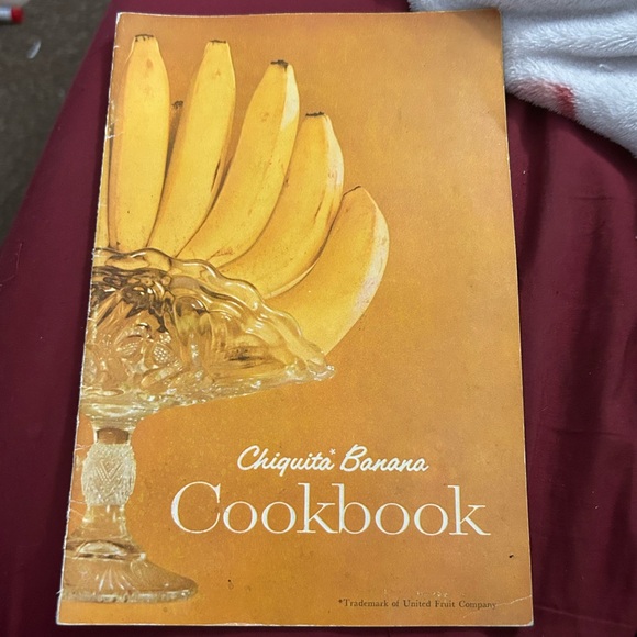 Vintage 1962 Chiquita Banana Cookbook - Picture 1 of 2